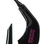 curved eyeliner